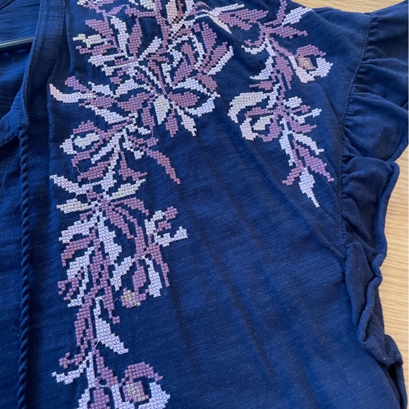 Lucky Brand top - Picture 4 of 5